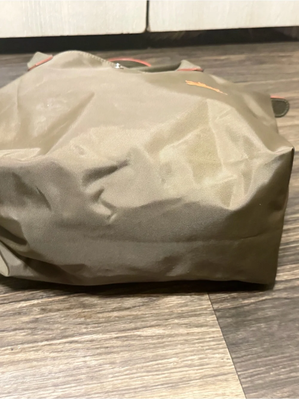 Longchamp Olive Nylon Tote with Orange Trim - Picture 4 of 16